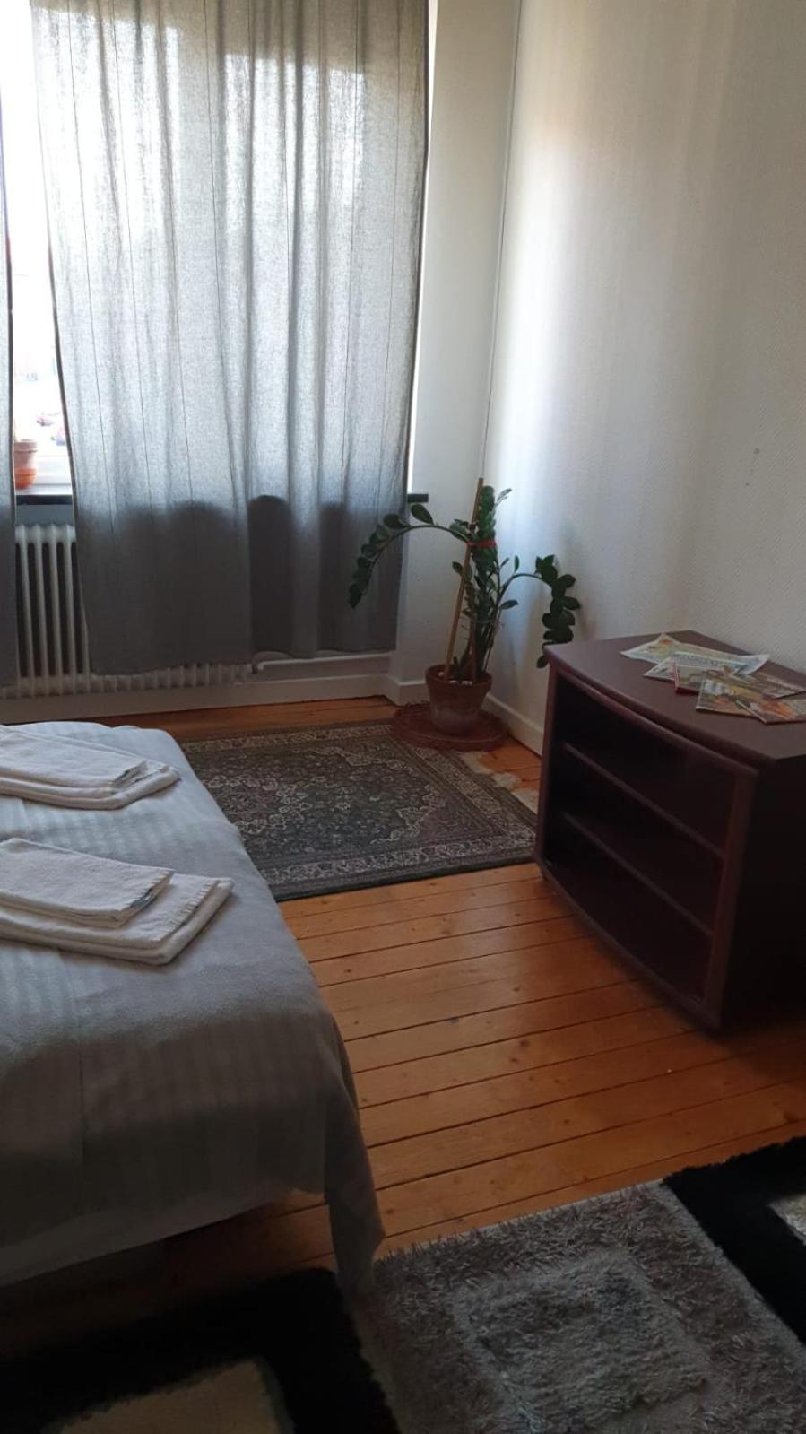 Home Apartment *